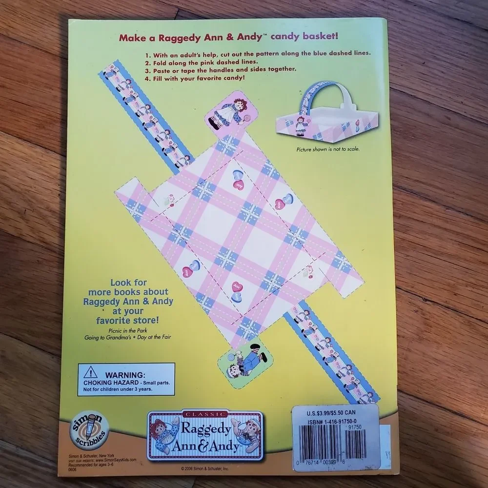 Raggedy Ann & Andy‎ patchwork crafts coloring book with fabric stickers 2006